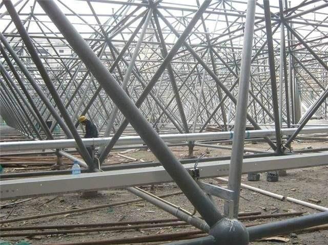 金华盘点螺栓球网架对选材方面的4点要求